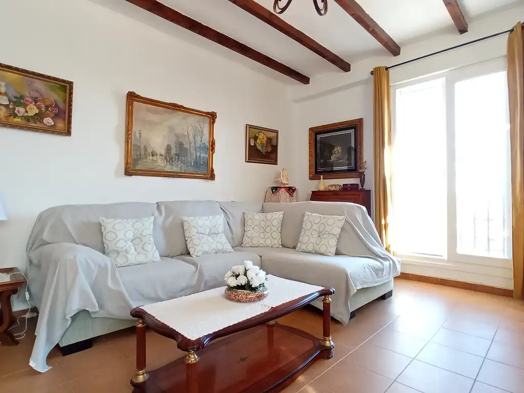 Sala d'estar de Casa o xalet en venda en Vélez-Málaga amb Aire condicionat, Terrassa i Piscina