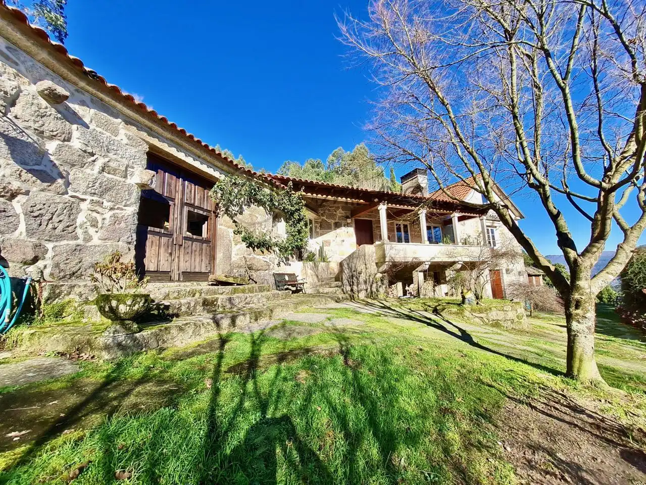 Außenansicht von Country house zum Verkauf in Gondomar mit Heizung, Privatgarten und Terrasse