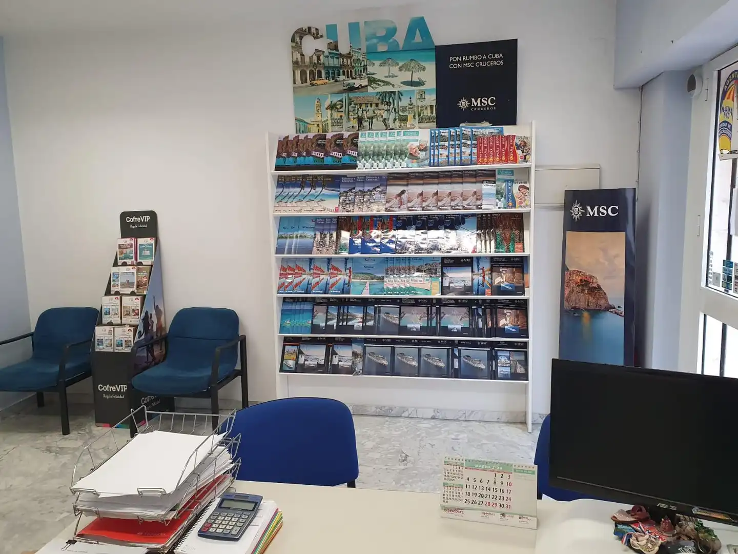 Commercial properties for sale in El Viso del Alcor  with Air Conditioner