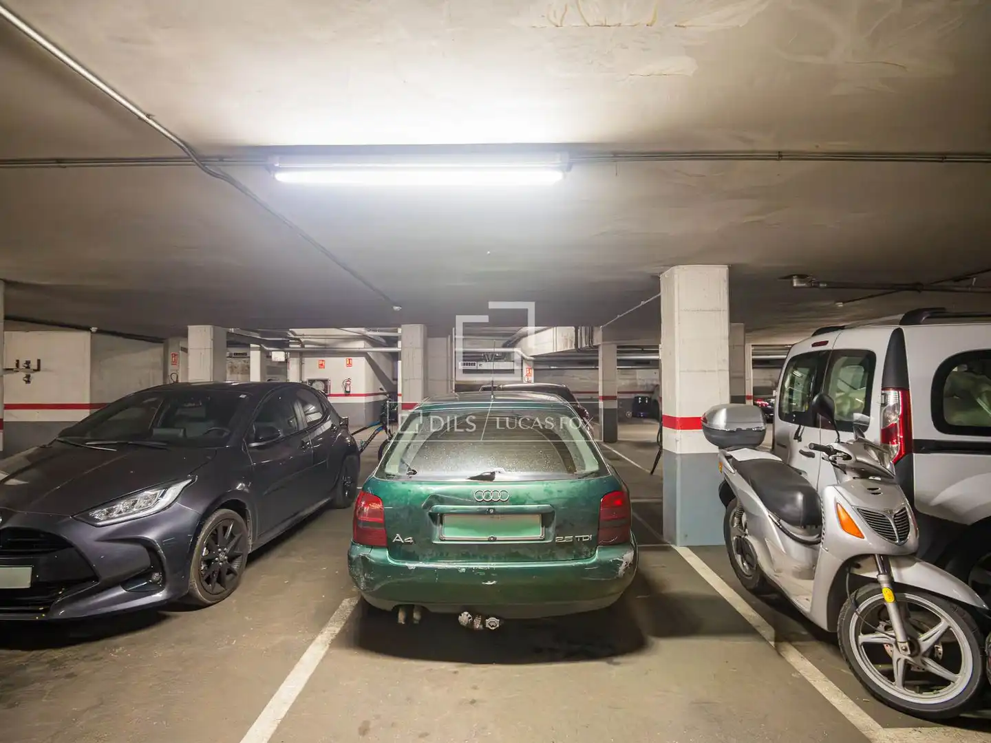 Parking of Flat for sale in Sant Cugat del Vallès  with Air Conditioner, Heating and Terrace