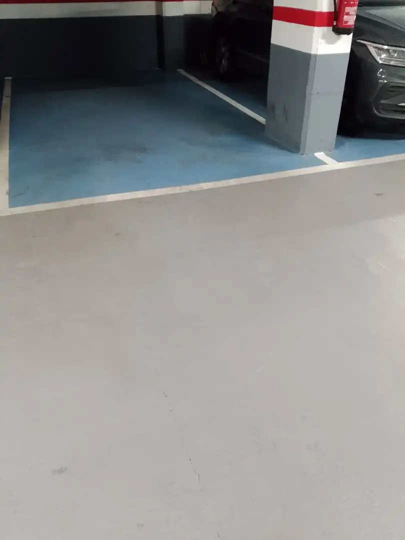 Parking of Garage for rent in Madrid