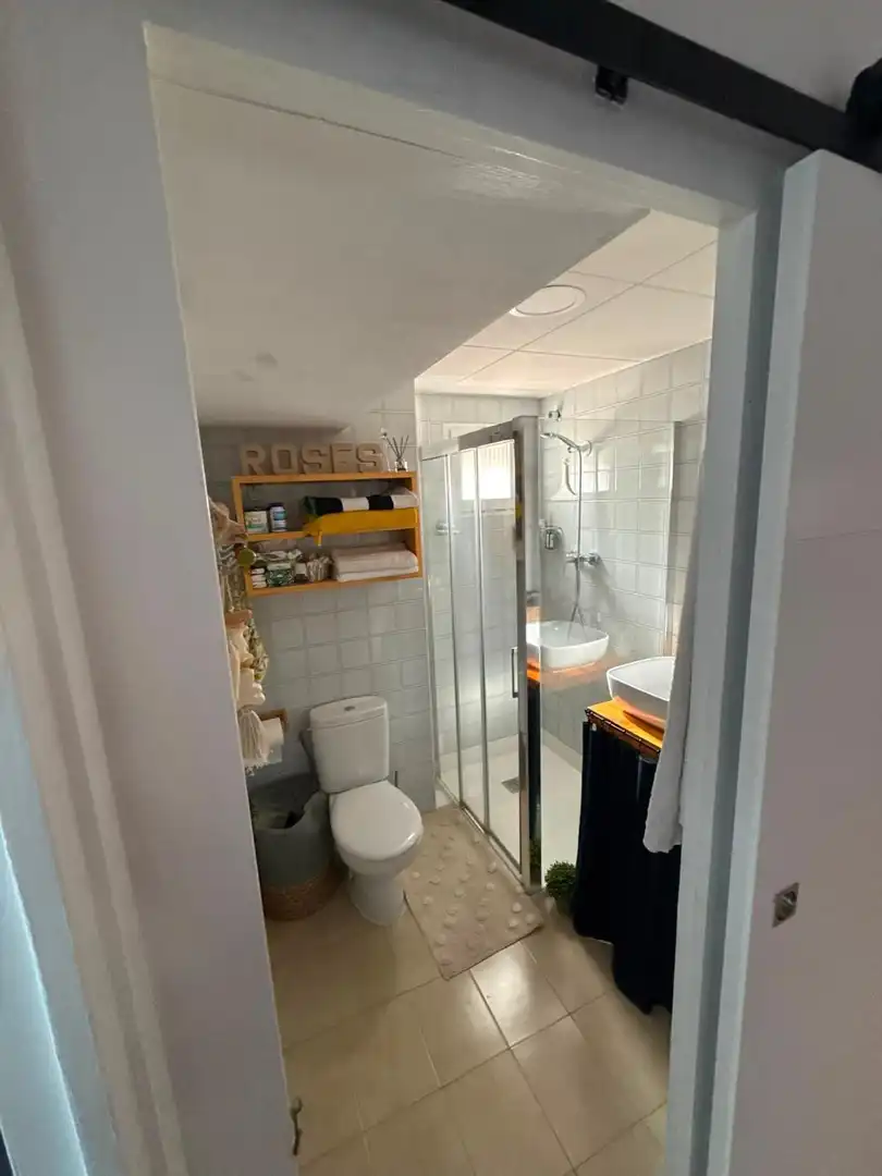 Baño de Apartamento en venta en Roses con Terraza y Trastero