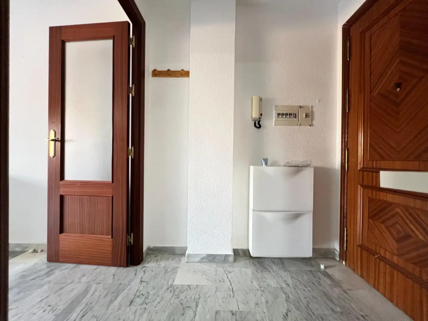 Bathroom of Flat for rent in Granada  with Heating, Terrace and Furnished