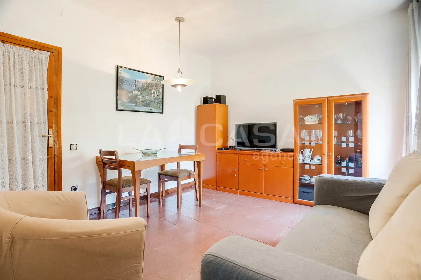 Sala d'estar de Pis en venda en Barcelona amb Forn i Balcó