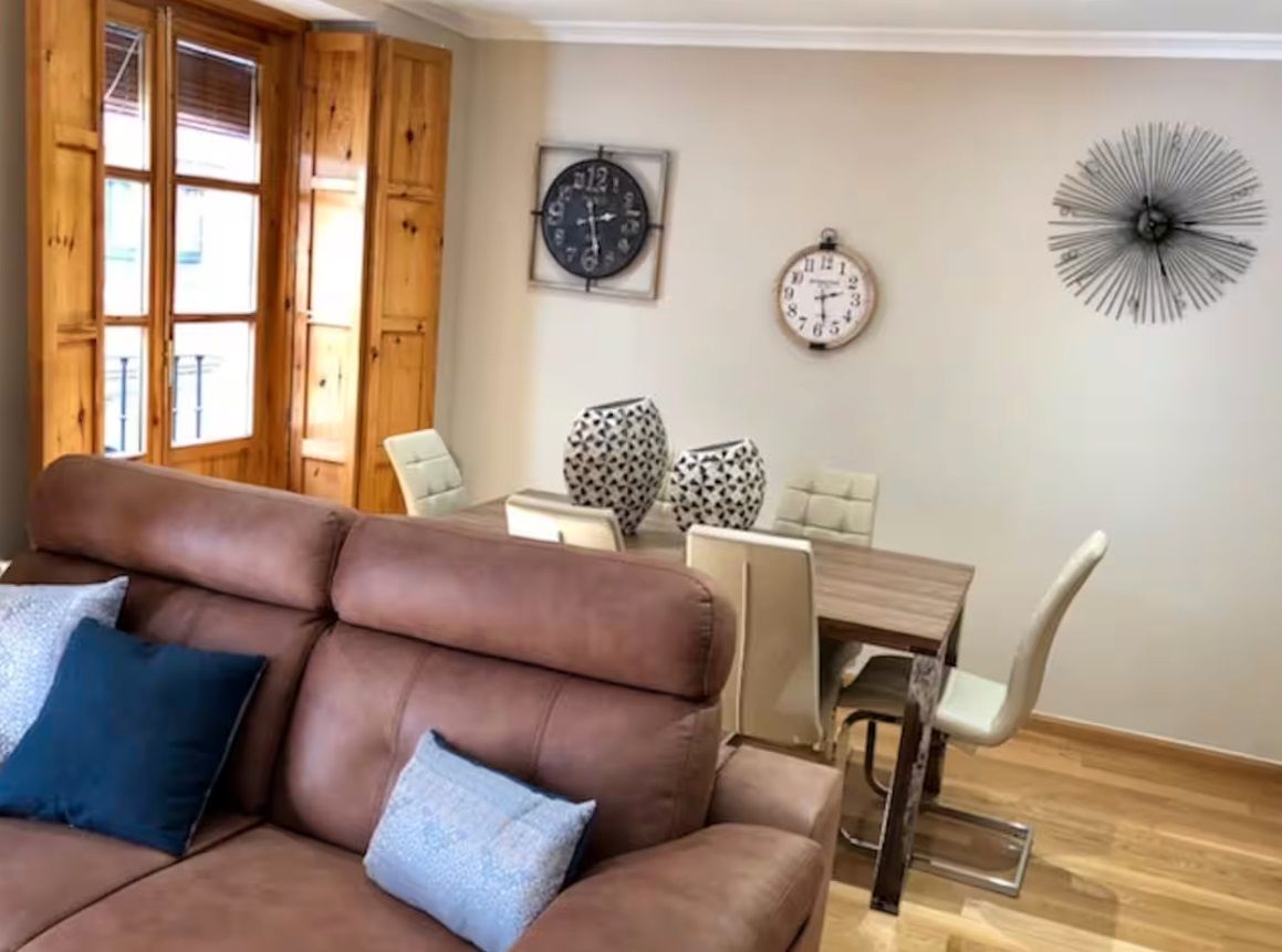 Living room of Apartment to rent in Valladolid Capital  with Air Conditioner, Heating and Parquet flooring
