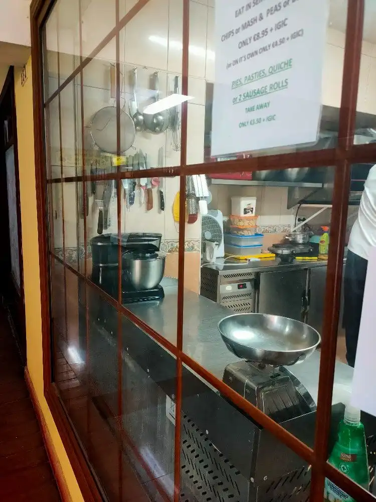 Cuina de Local en venda en Adeje amb Aire condicionat