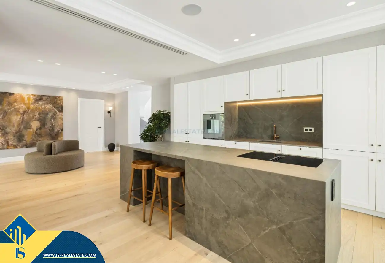 Villa mit Pool zum Verkauf in Nueva Andalucía, imagen 7