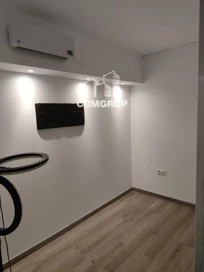 Business premises for transfer in Alfons IV, imagen 24