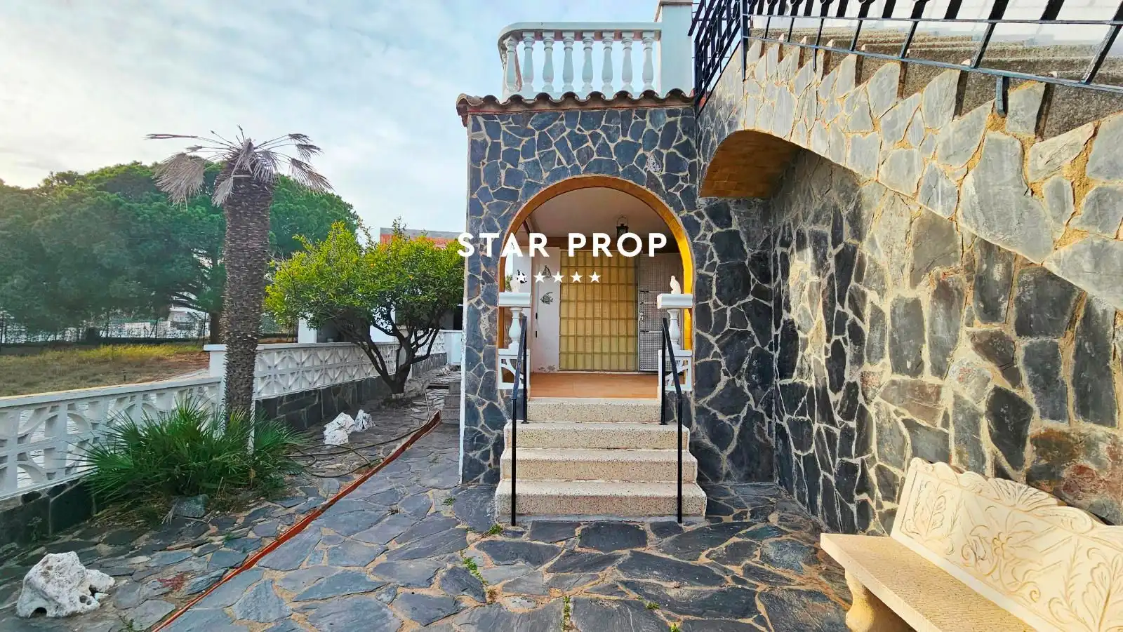 Exterior view of Houses for sale in Roses  with Heating, Terrace and Storage room