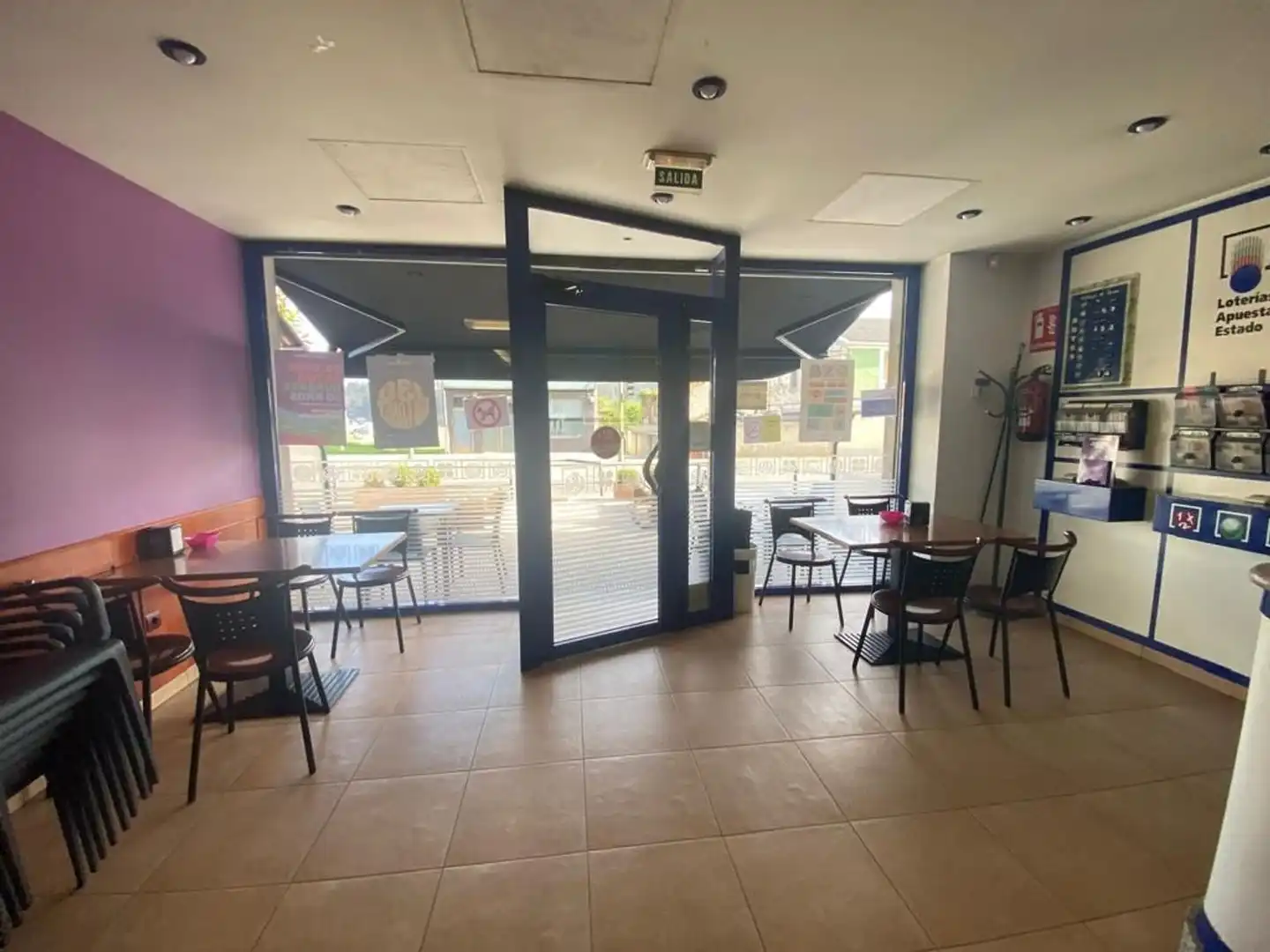Local comercial en venda a Travesía de Meicende, imagen 2