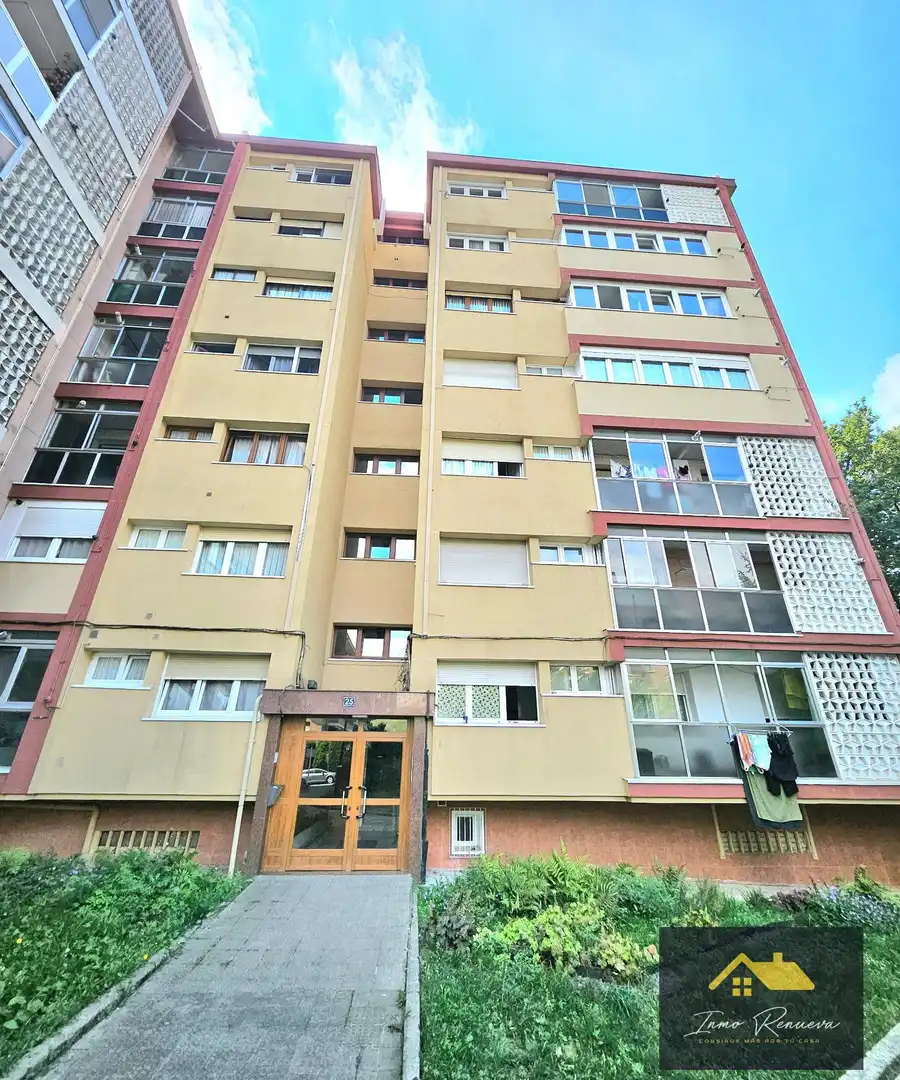 Exterior view of Flat for sale in Etxebarri, Bizkaia