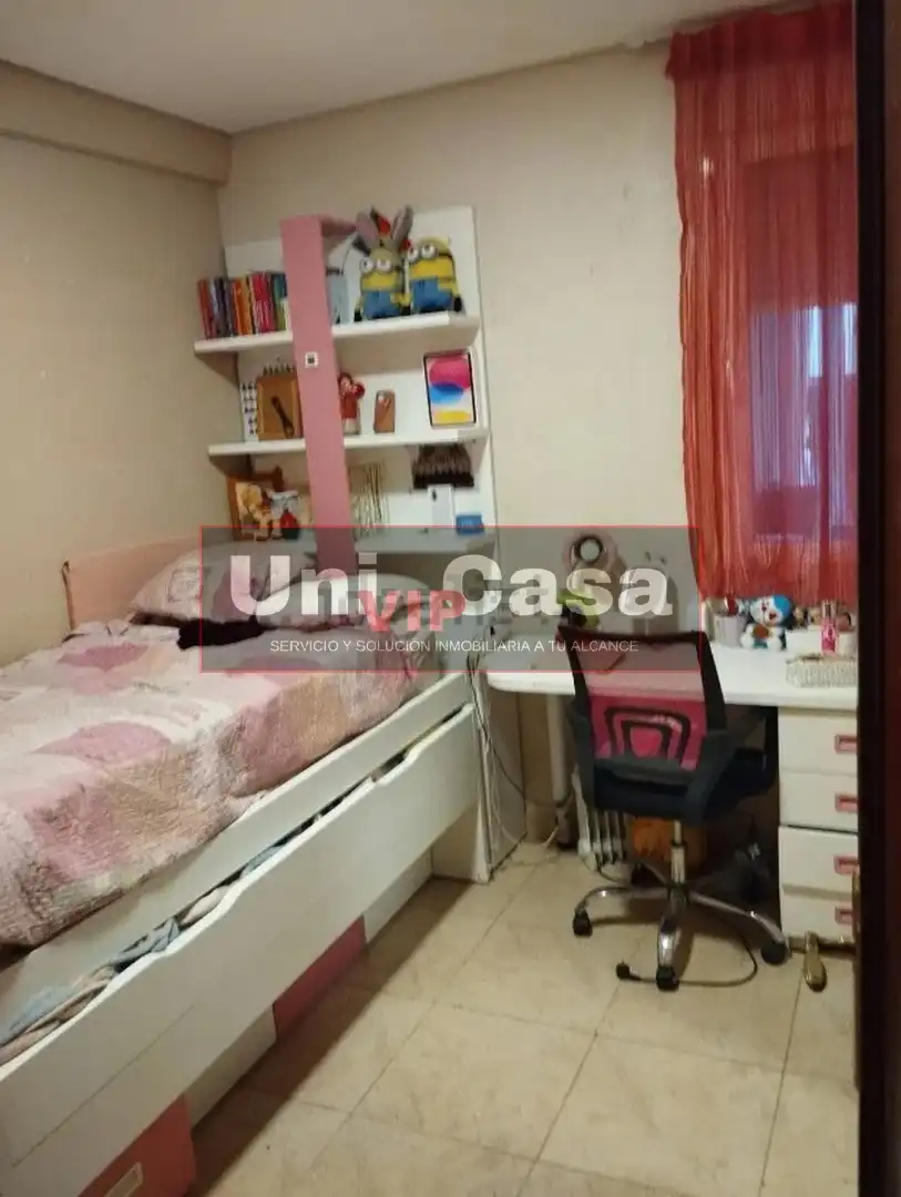 Dormitori de Pis en venda en Córdoba amb Aire condicionat i Jardí privat
