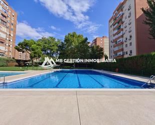 Swimming pool of Flat for sale in Fuenlabrada  with Air Conditioner, Terrace and Swimming Pool