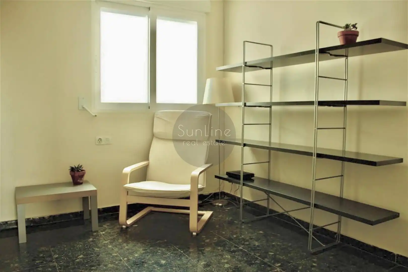 Flat for rent in Valencia  with Furnished and Balcony