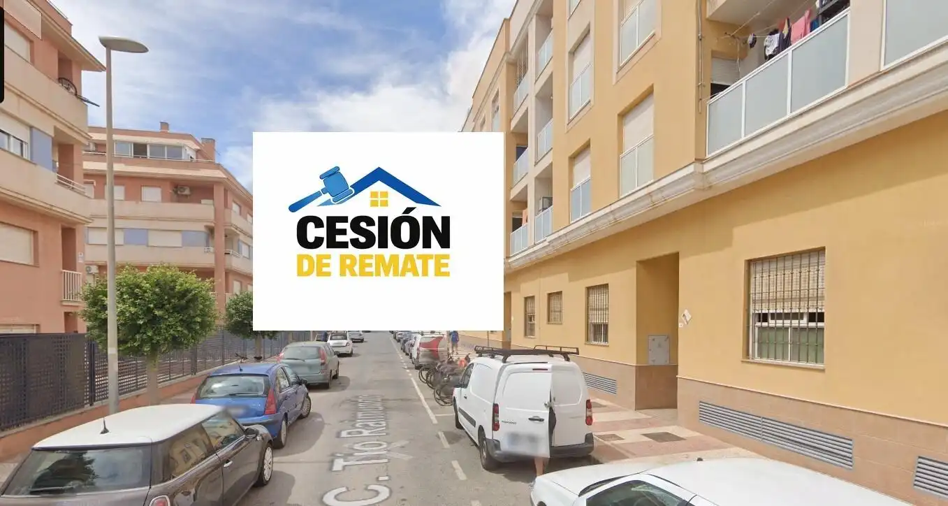 Wohnung mit Pool zum Verkauf in Roquetas de Mar ciudad