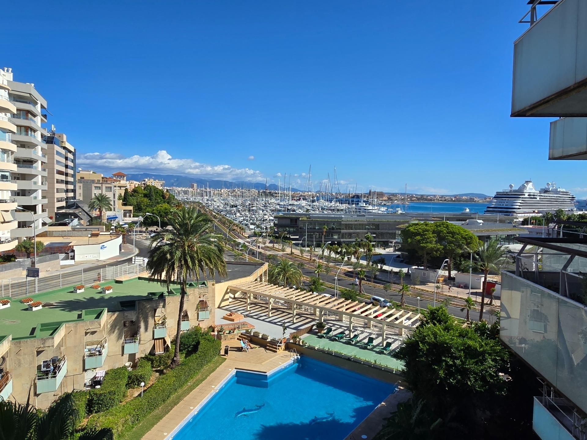 Vista exterior de Apartament en venda en  Palma de Mallorca amb Jardí privat, Terrassa i Balcó