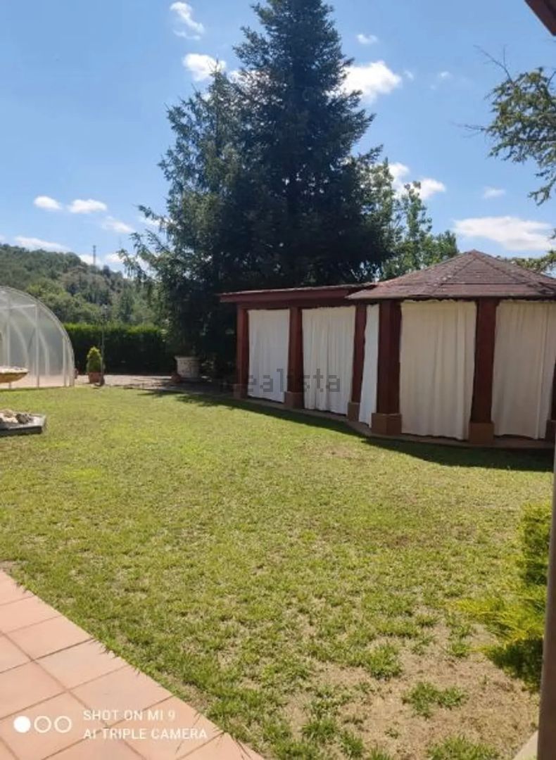 Jardí de Casa adosada en venda en Sant Pere de Torelló amb Aire condicionat, Jardí privat i Parquet