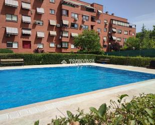 Piscina de Pis en venda en Torrejón de Ardoz amb Calefacció i Parquet