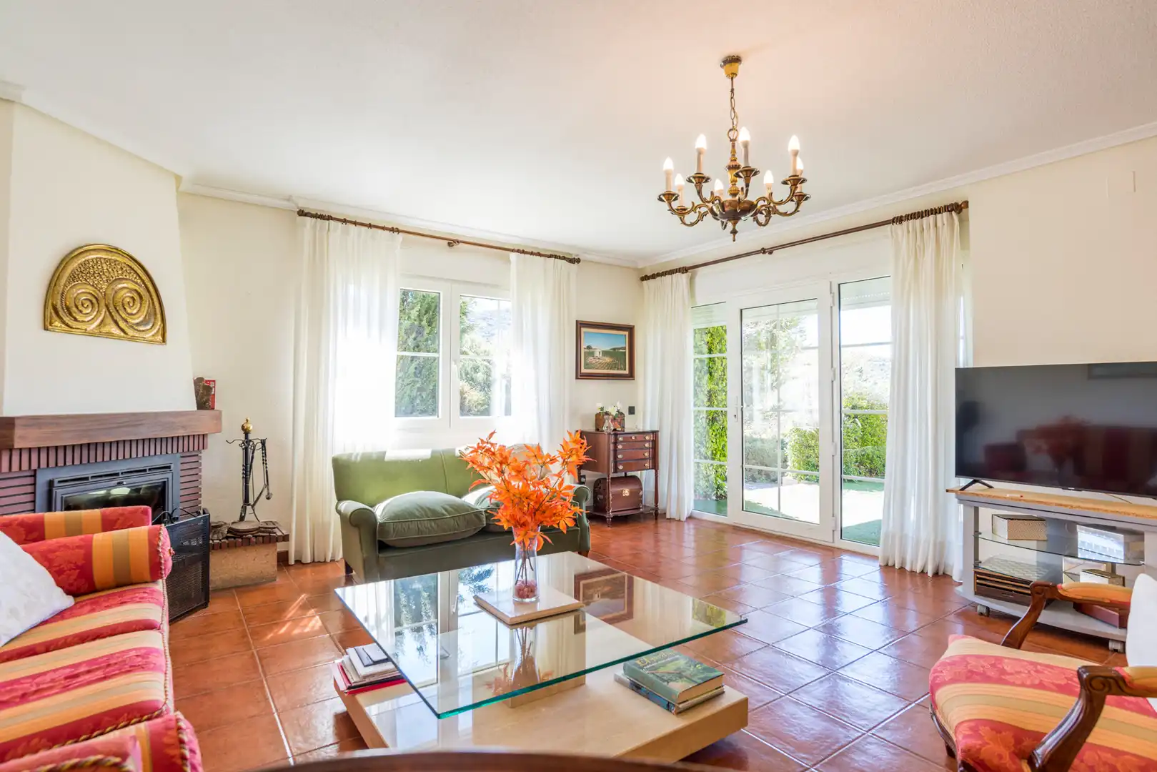 Living room of Houses for sale in Collado Villalba  with Air Conditioner, Heating and Private garden