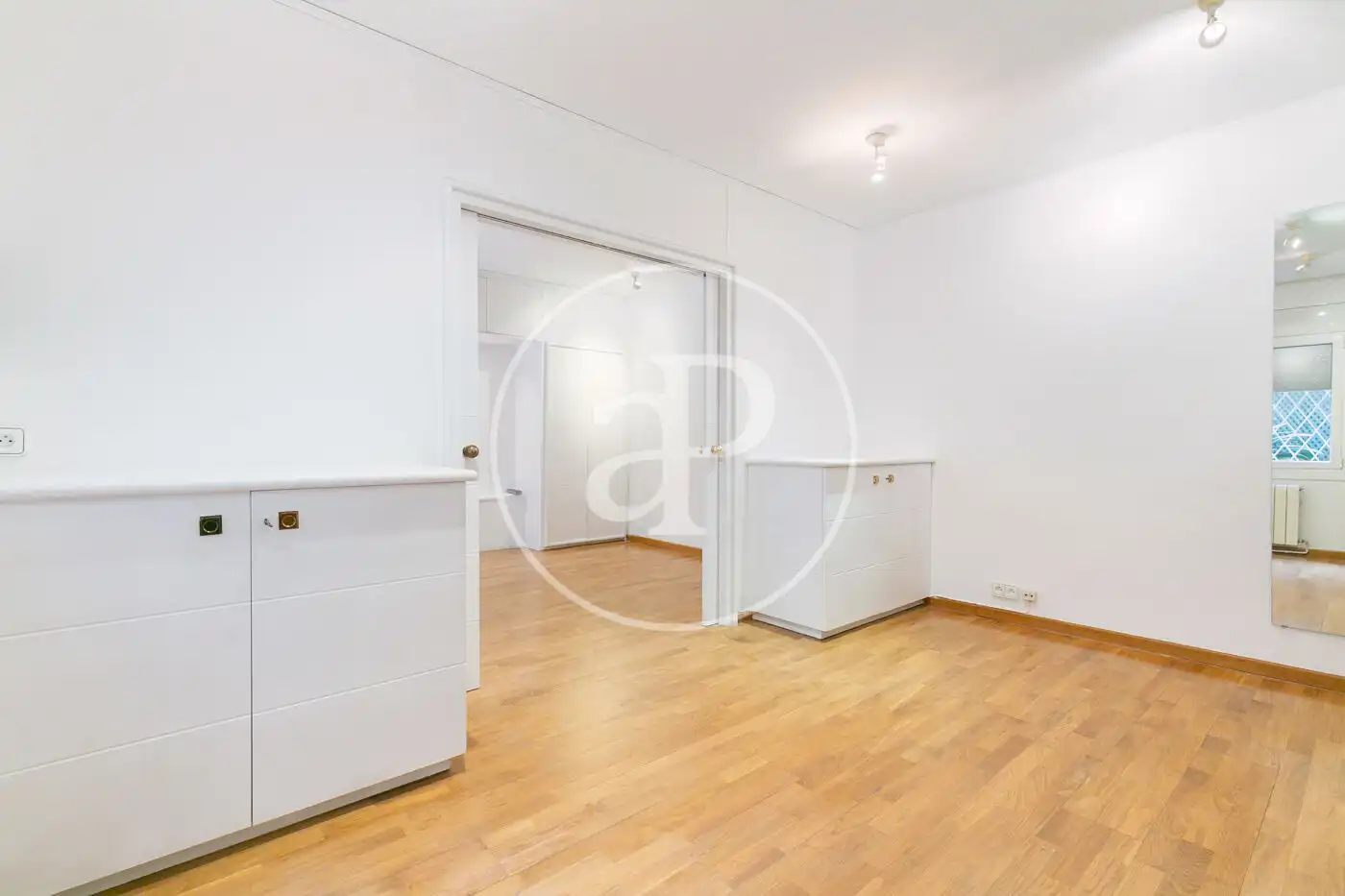Piso de alquiler en Barcelona con Aire acondicionado, Calefacción y Terraza