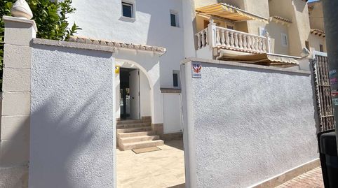 Foto 3 von Einfamilien-Reihenhaus zum Verkauf in Los Balcones - Los Altos, Torrevieja