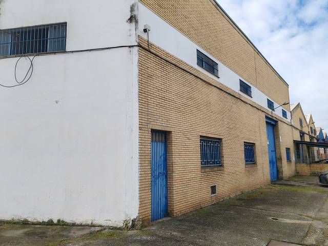 Nave industrial en Alquiler en San Jerónimo - La Bachillera