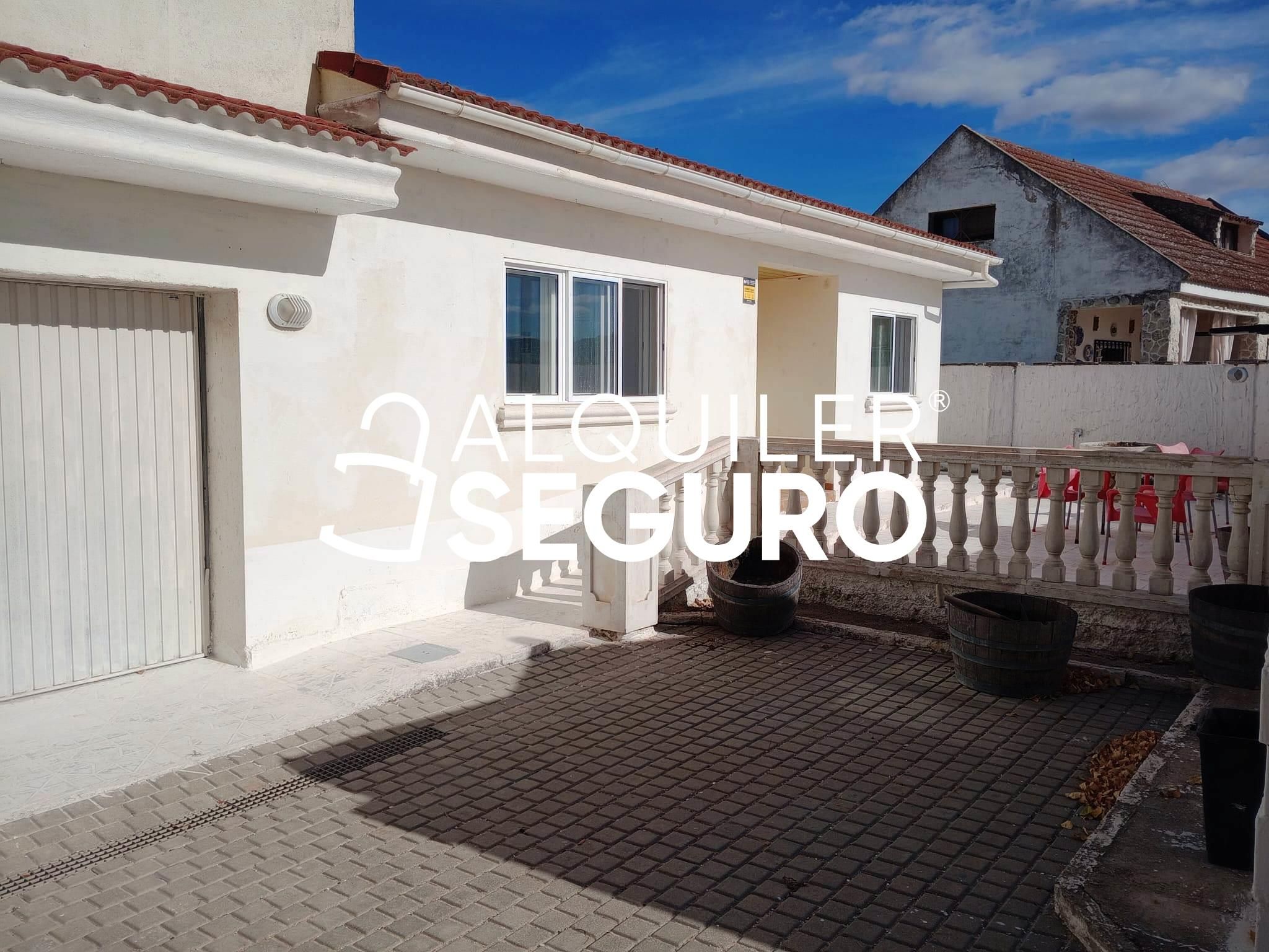 Exterior view of House or chalet to rent in Villanueva de Duero  with Heating and Swimming Pool