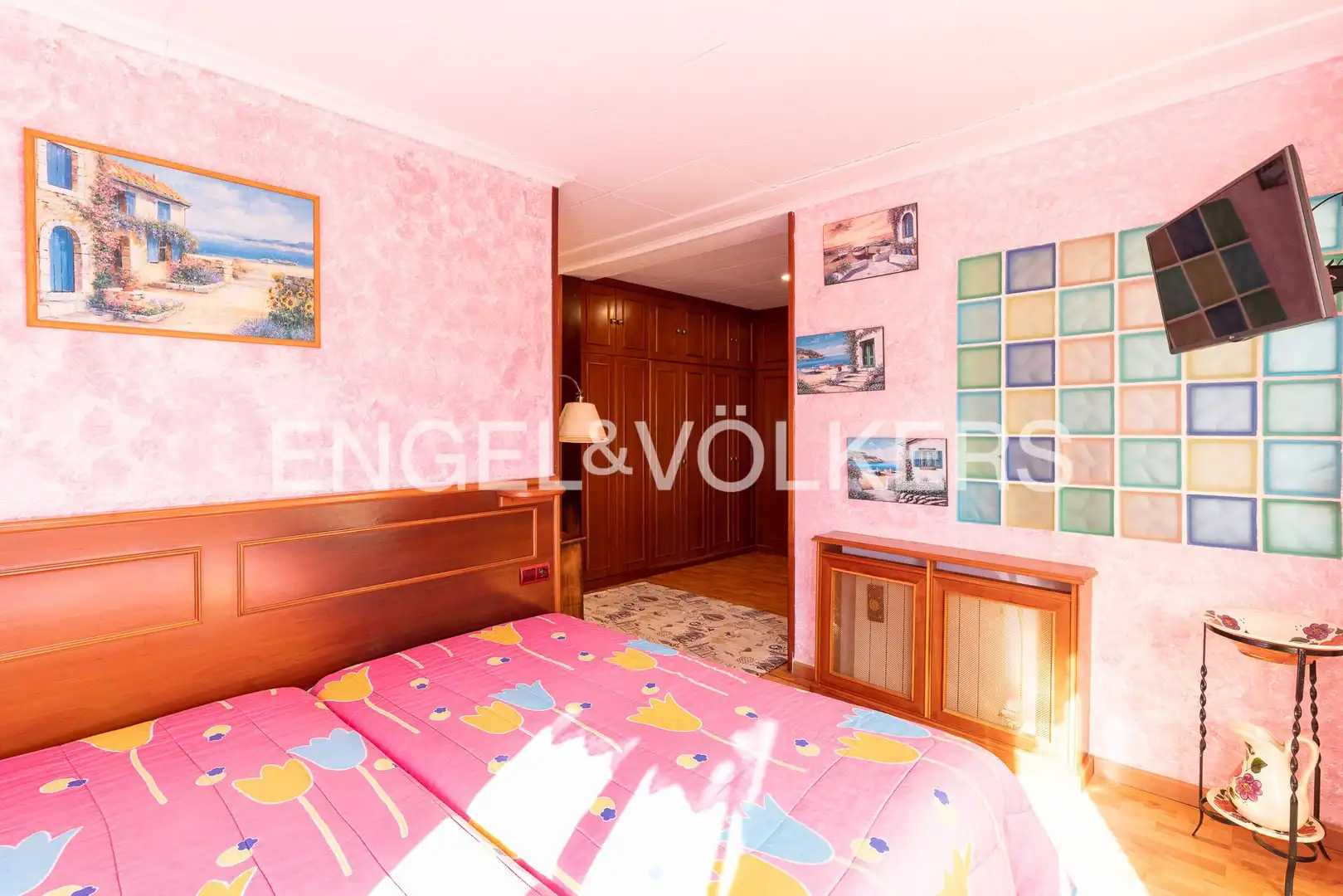 Habitación de Casa o chalet en venta en Pineda de Mar con Calefacción, Jardín privado y Terraza