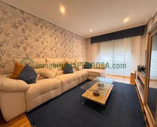 Living room of Flat for sale in Poio  with Heating, Terrace and Storage room