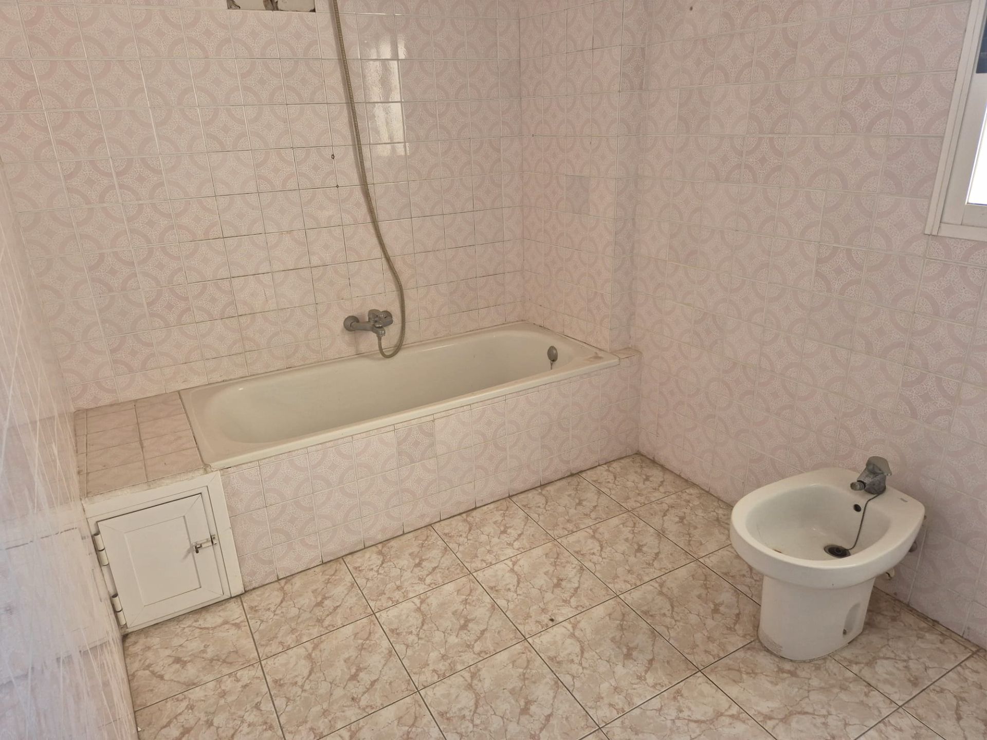 Bathroom of Flat for sale in L'Alcúdia de Crespins