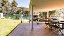 Jardí de Casa o xalet en venda en Matadepera amb Aire condicionat, Calefacció i Jardí privat