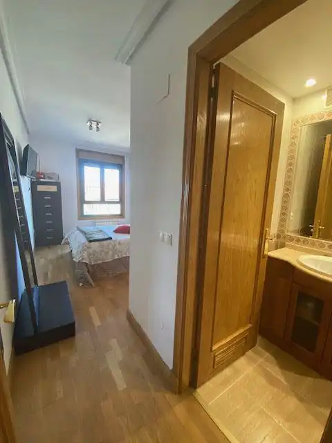 Piso en venta en HUCA - La Cadellada