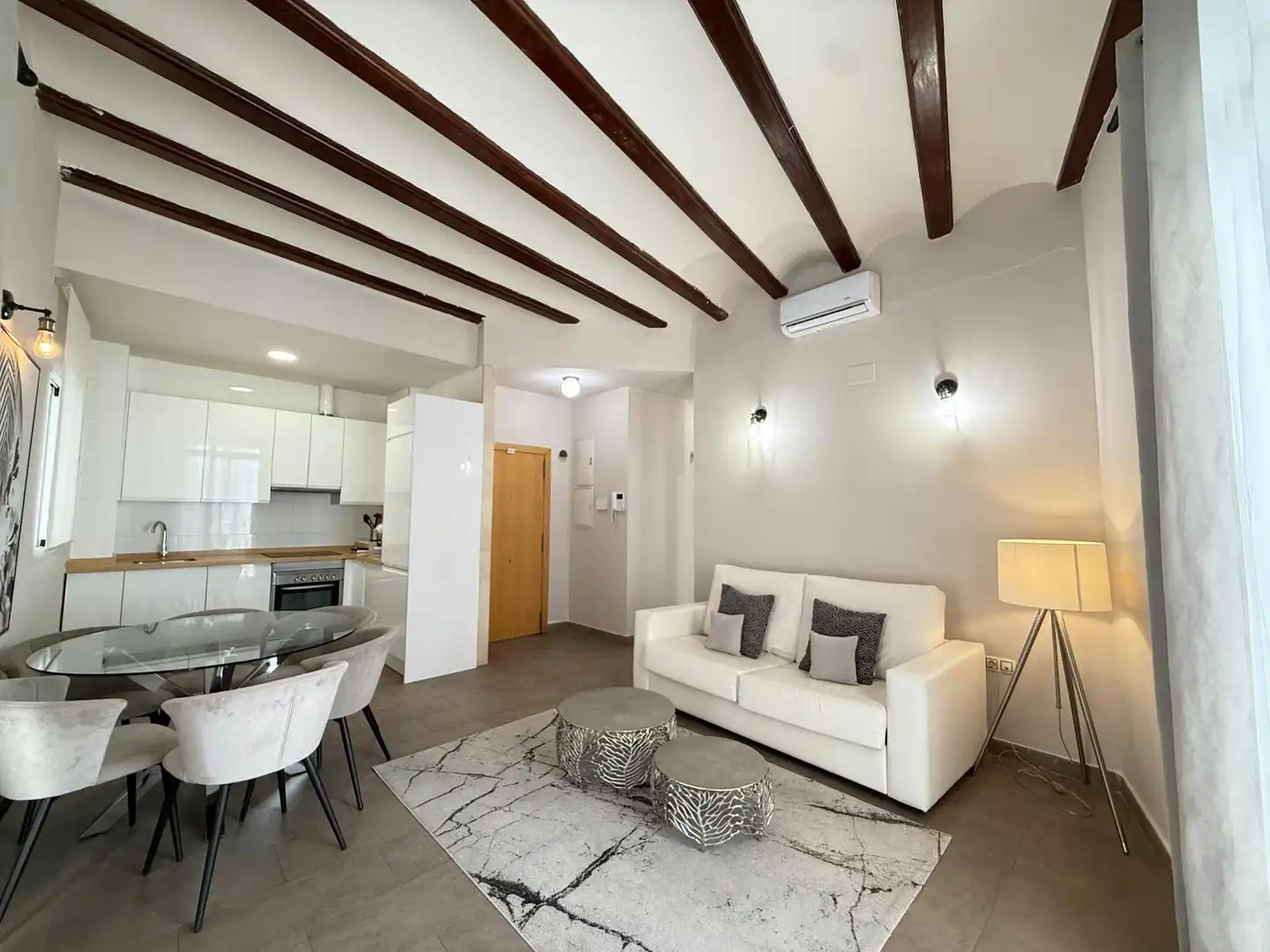 Wohnzimmer von Wohnung zur Miete in Valencia mit Klimaanlage, Heizung und Möbliert