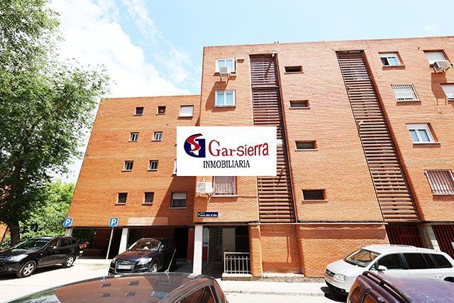 Vista exterior de Piso en venta en  Madrid Capital con Calefacción y Terraza