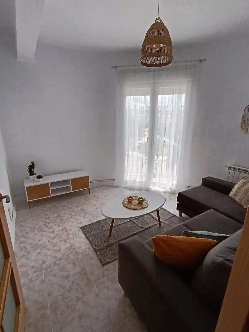 Apartamento de alquiler en Flores de Sil - La Placa