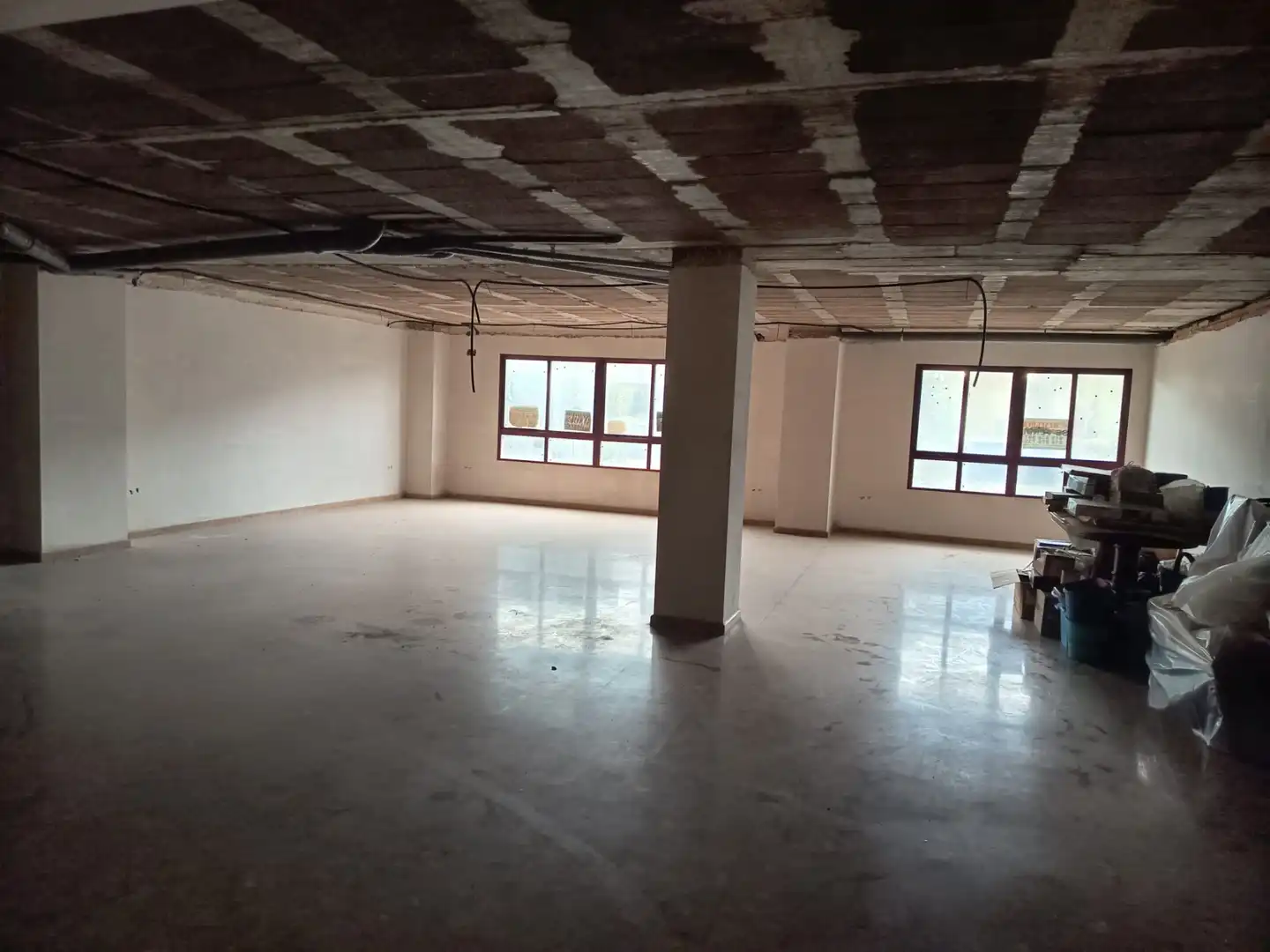 Local comercial en venda a Piscinas, imagen 2