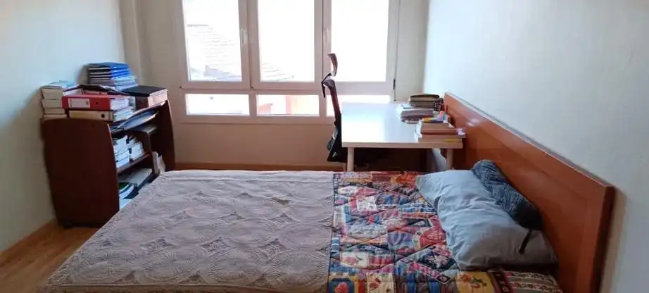Bedroom of Flat for rent in Milán - Pumarín - Teatinos