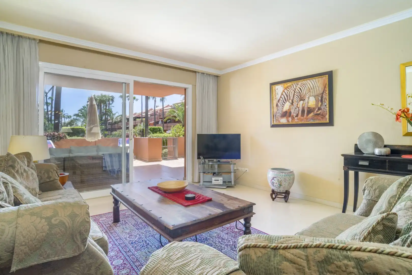 Home with pool for sale in Nueva Andalucía, imagen 7