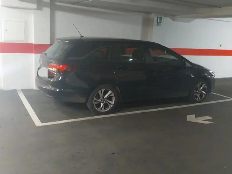 Parkplatz von Garage zum Verkauf in Avilés