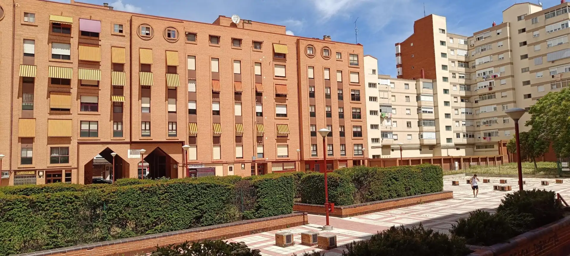 Vista exterior de Piso en venta en Valladolid con Calefacción, Parquet y Trastero