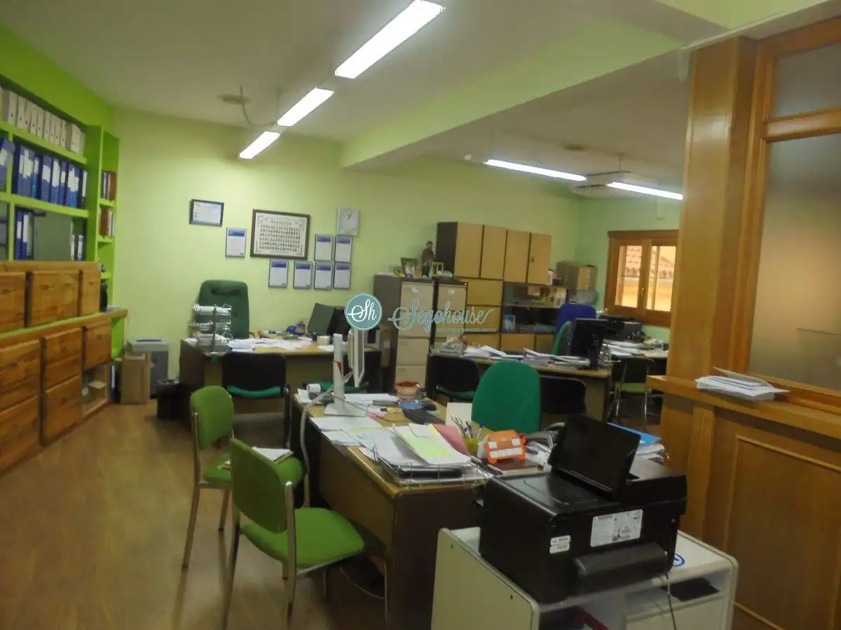 Büro zur Miete in DEL ACUEDUCTO