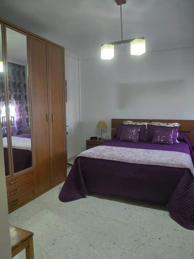 Bedroom of Flat for sale in Sevilla  with Air Conditioner, Heating and Terrace