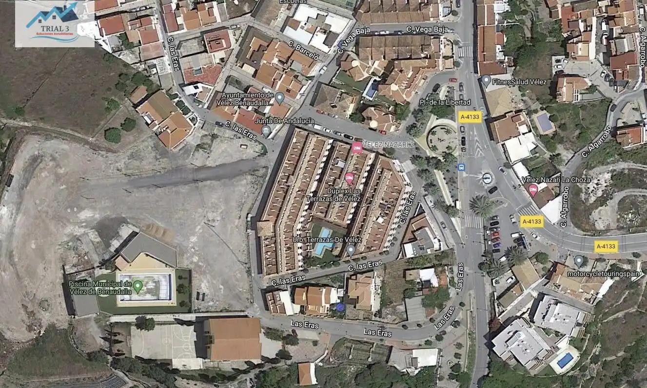 Vista exterior de Dúplex en venta en Vélez de Benaudalla con Piscina comunitaria