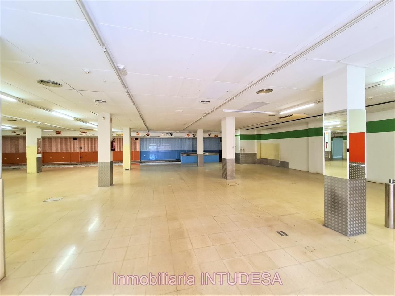 Premises for sale in Corella