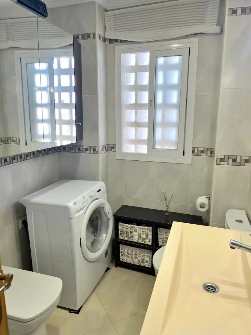 Bathroom of Flat for sale in Salobreña  with Swimming Pool, Furnished and Balcony
