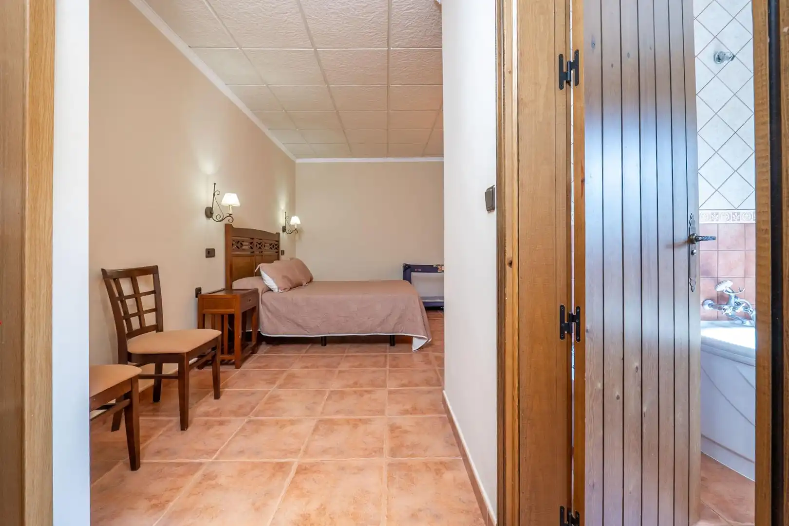 Inmuebles singulares con ascensor en venta en Diezma, imagen 42