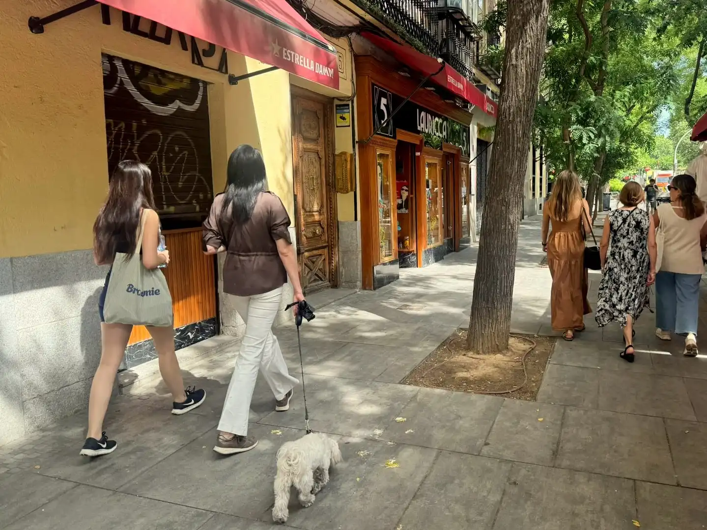 Außenansicht von Wohnung zur Miete in Madrid mit Klimaanlage, Heizung und Möbliert
