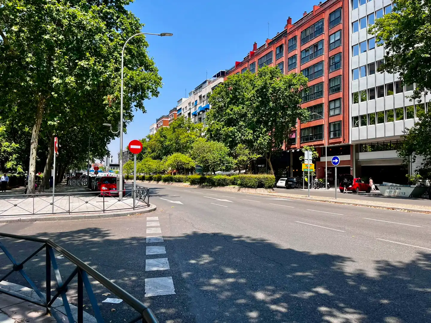Vista exterior de Garaje en venta en Madrid