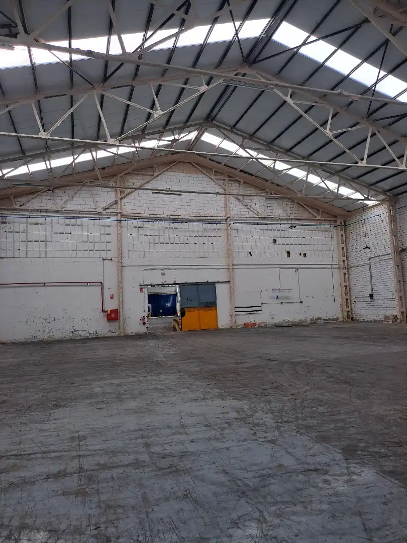Nave industrial in affitto a Centre - Sant Josep - Sanfeliu, imagen 2