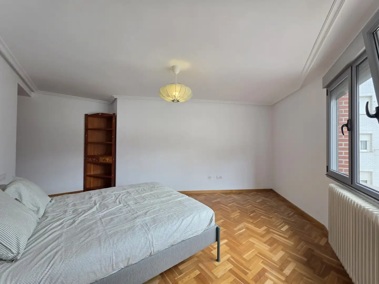 Bedroom of Flat for rent in Siero  with Heating, Parquet flooring and Terrace